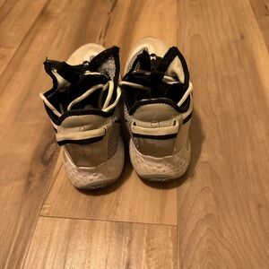 Paul George 4 wolf grey